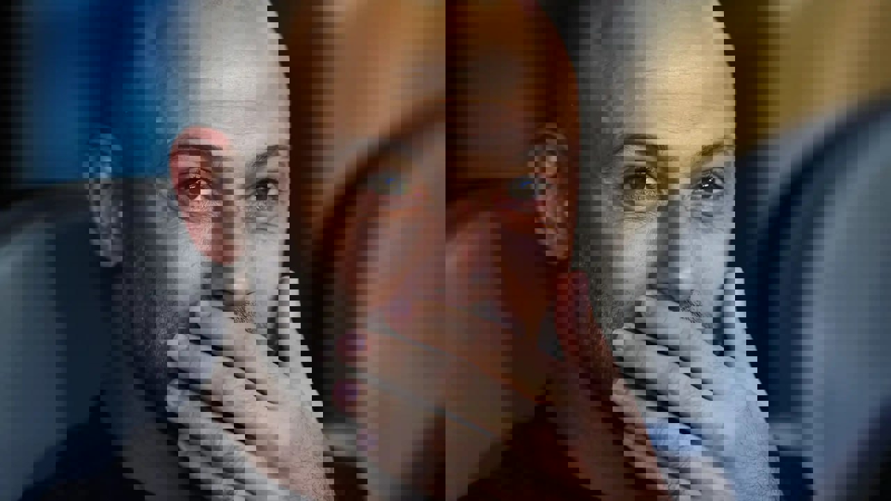 2198986