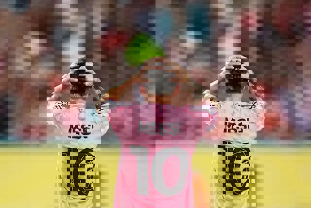 2198993