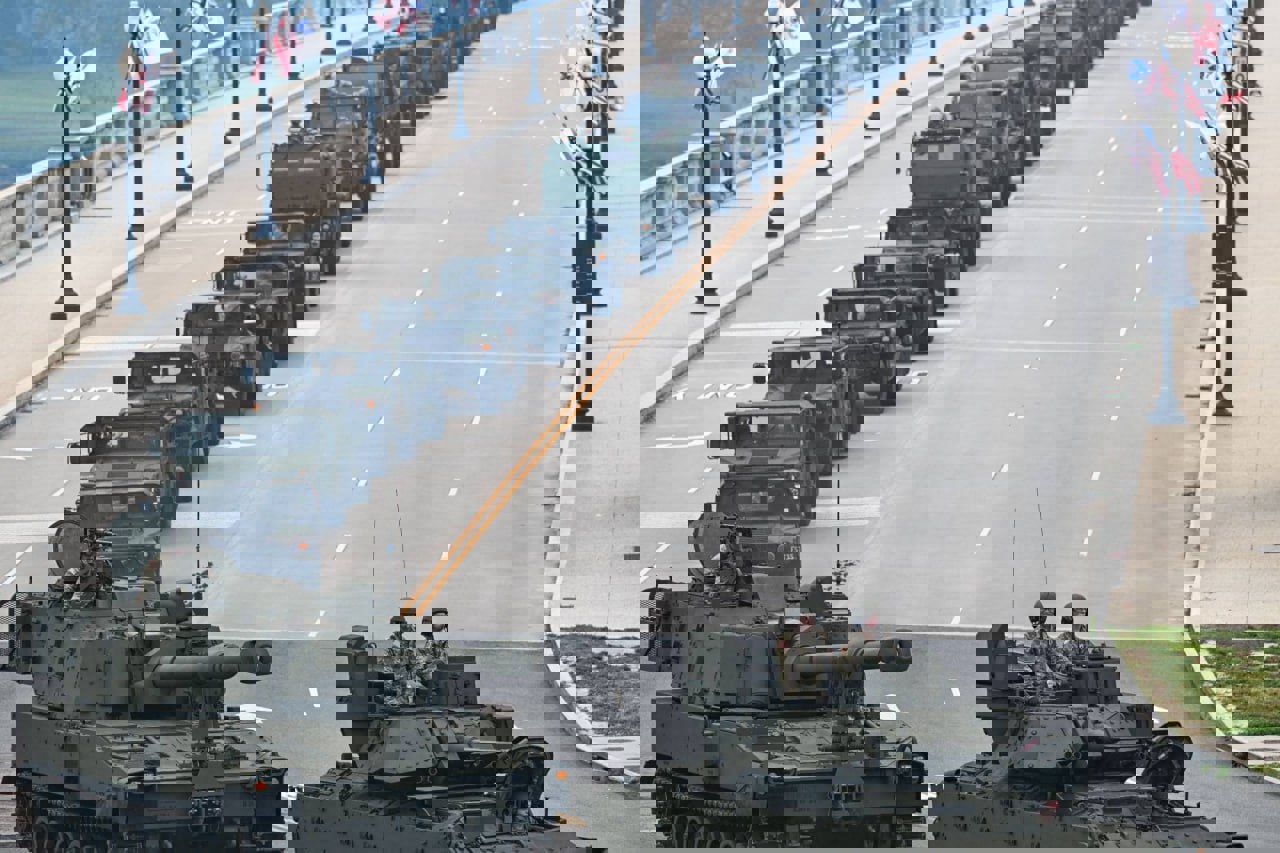 2199158
