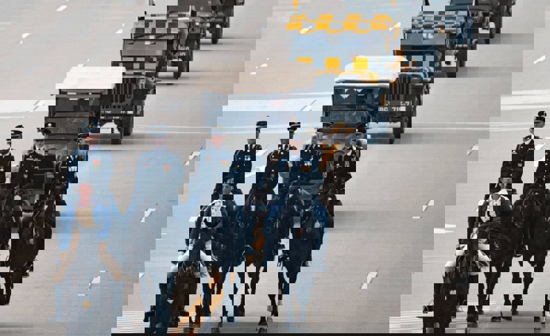 2199157