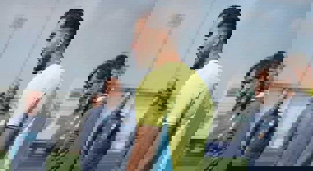 2199176