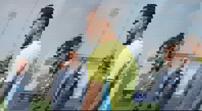 2199176