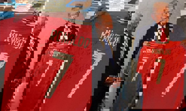 2199736
