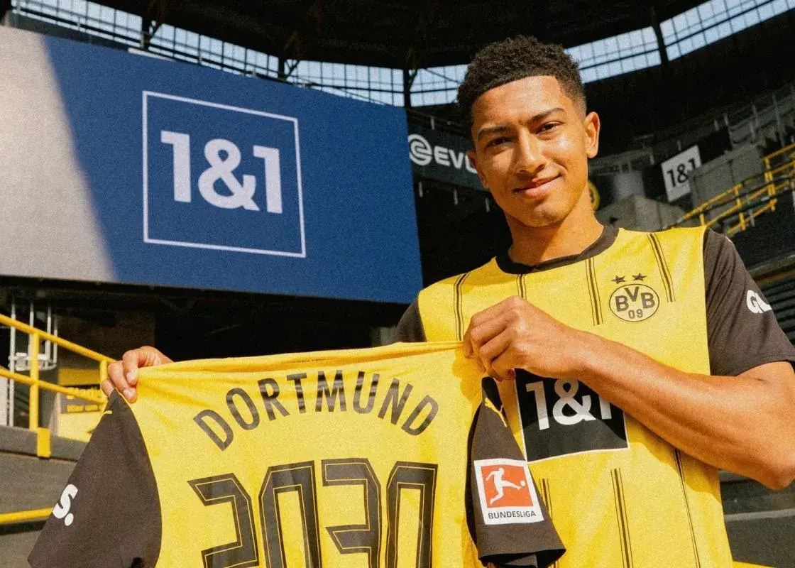 2199761