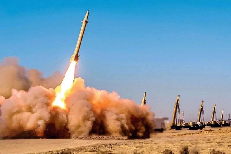 واکنش سپاه به ادعای کاهش ذخایر موشکی ایران / نگران طولانی شدن جنگ نیستیم