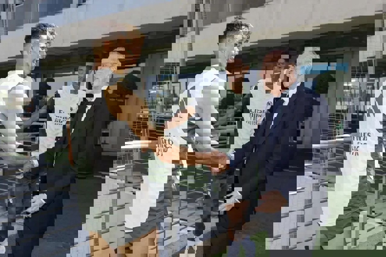 2199905