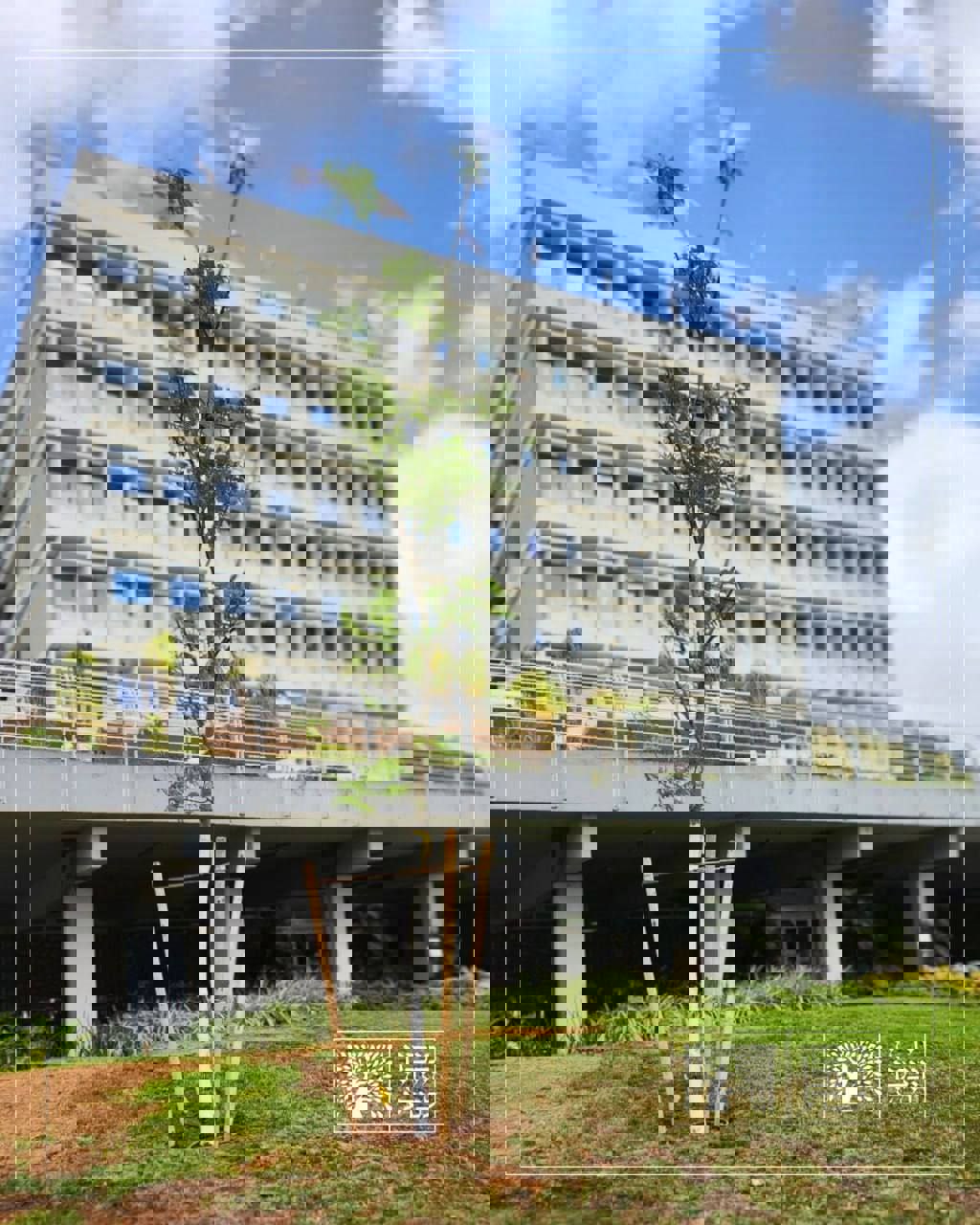 2200121