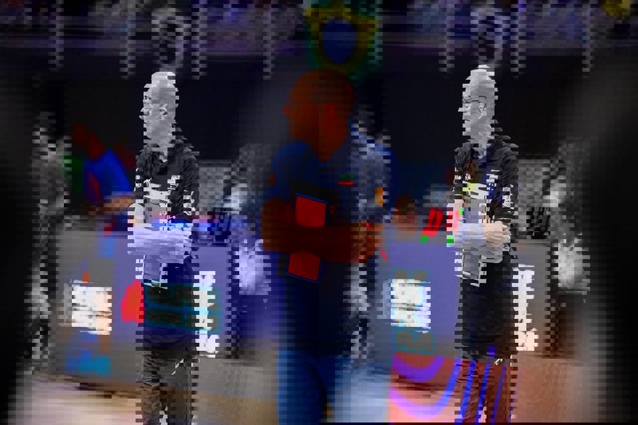 2200386