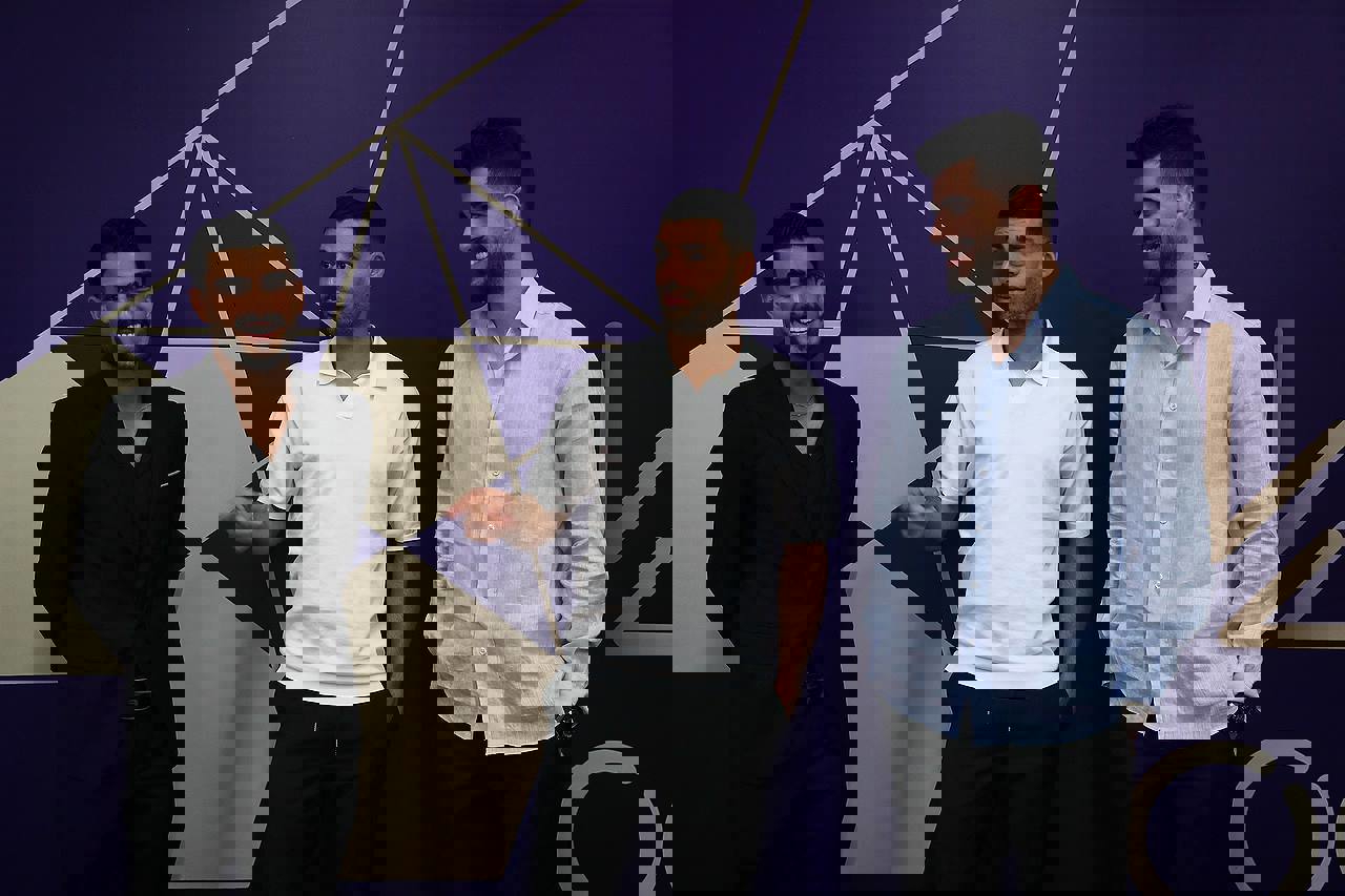 2200548
