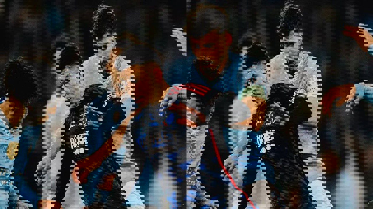 2200516