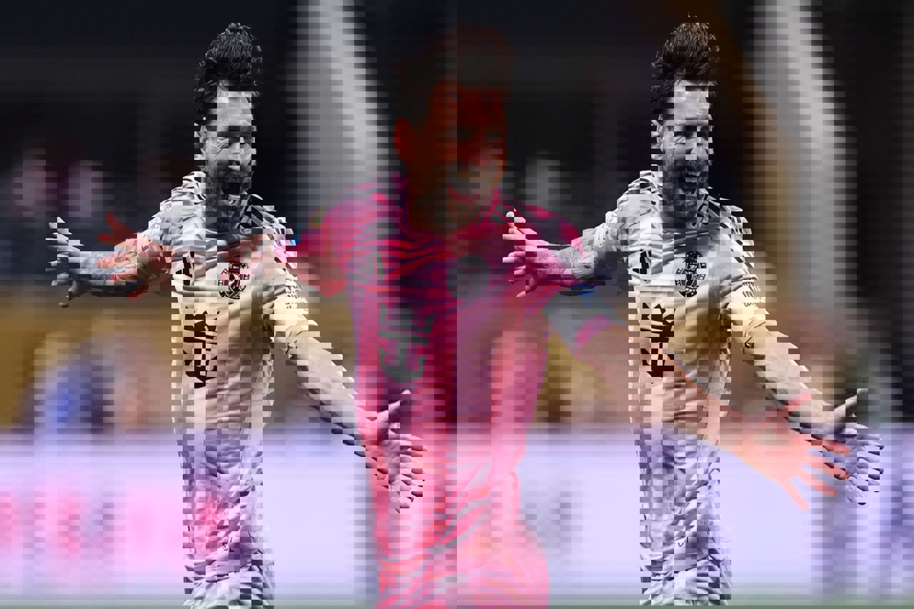 2200513