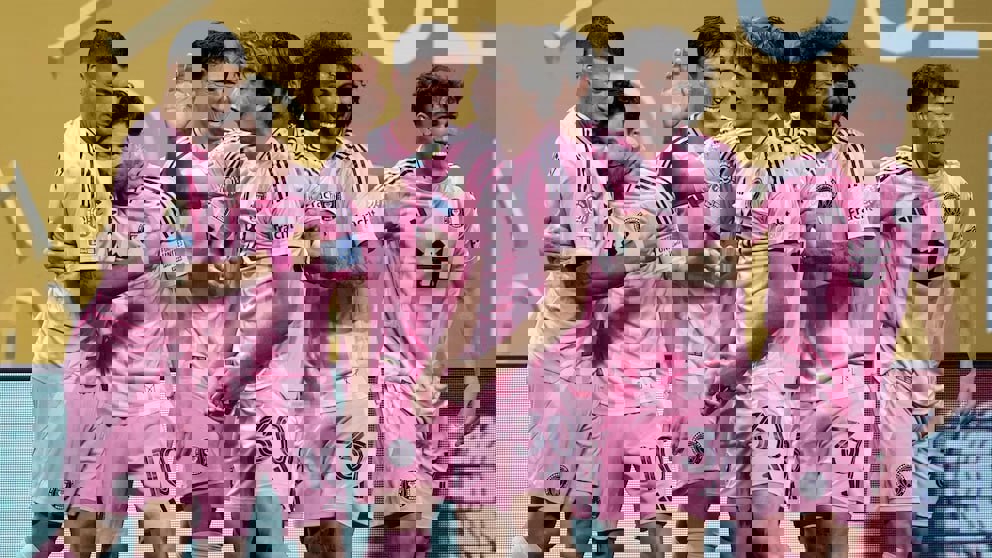 2200632