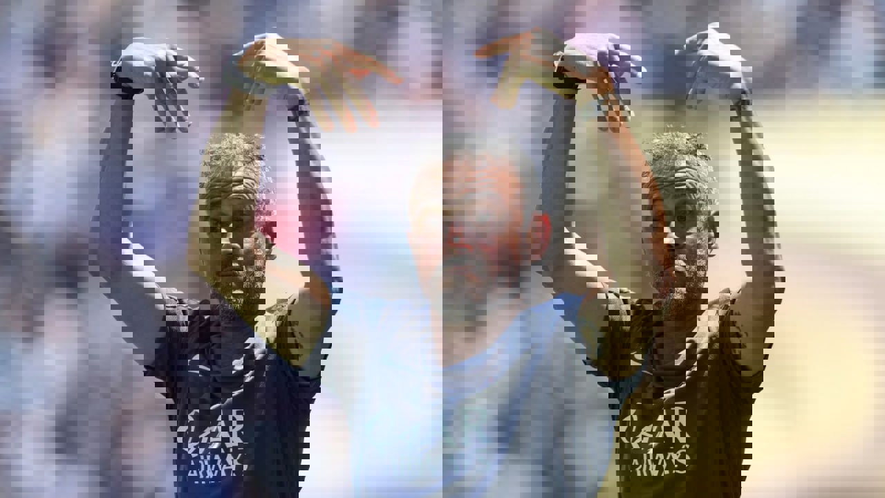 2200567