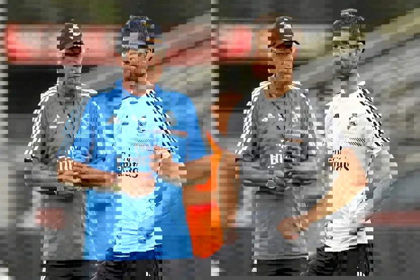 2200599