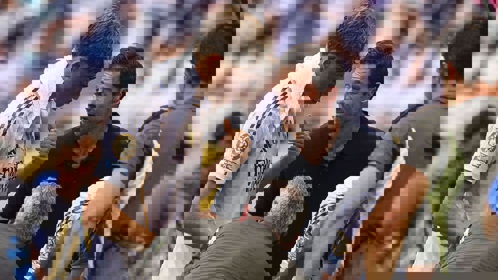 2200743