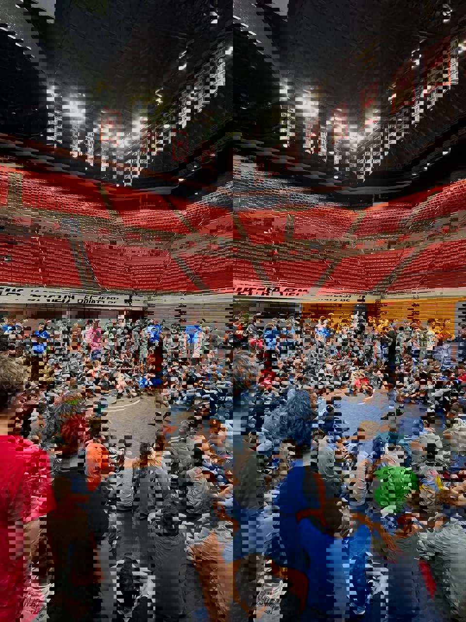 2200683