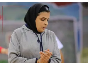 باشگاه سرمربی تیم ملی، پناهگاه مردم شد