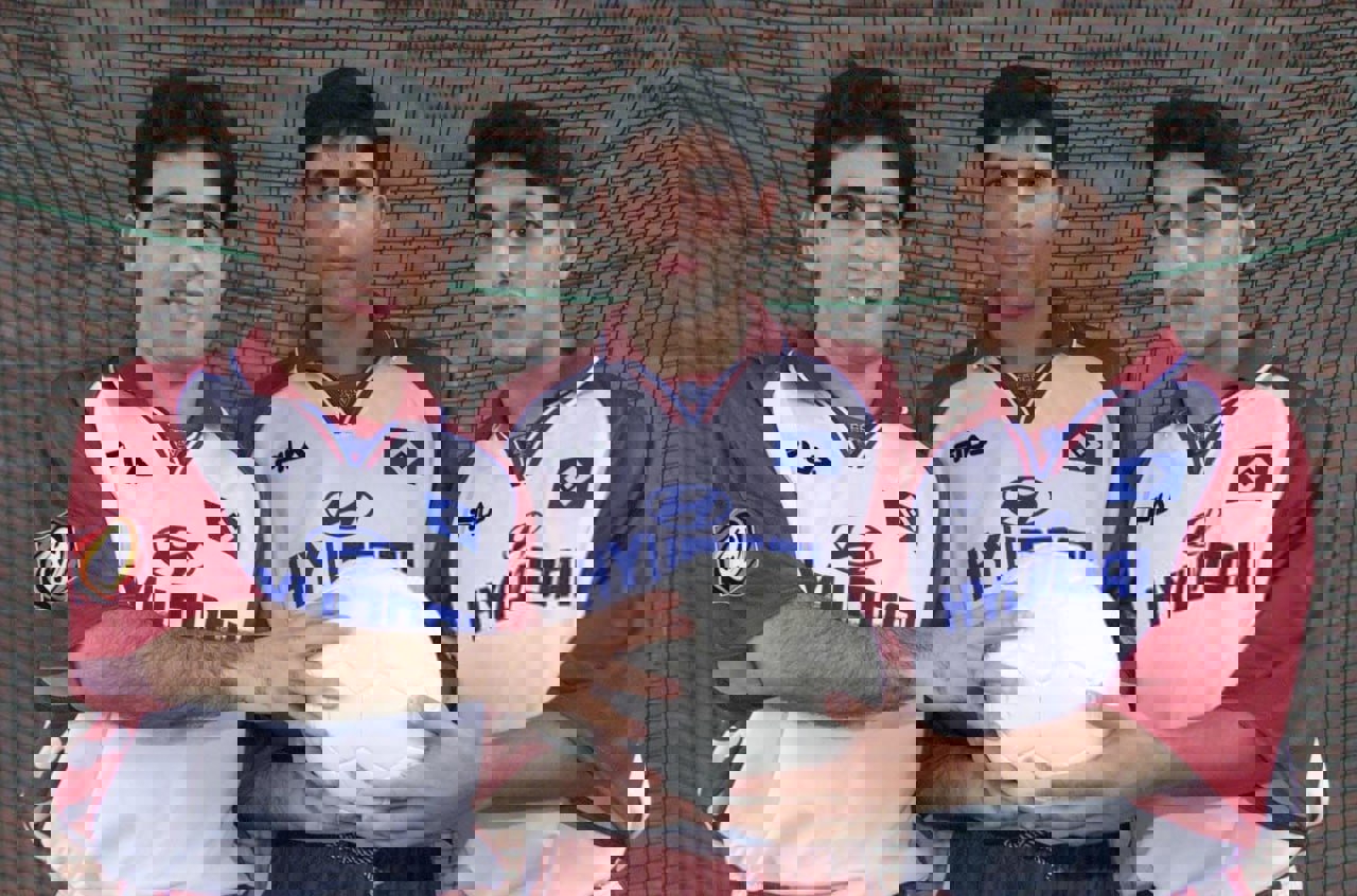 2200931