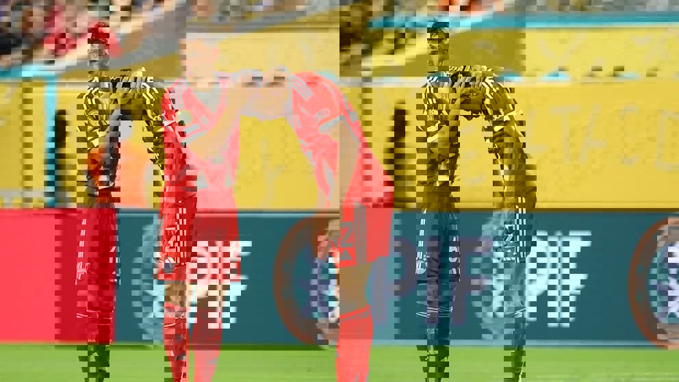 2200987