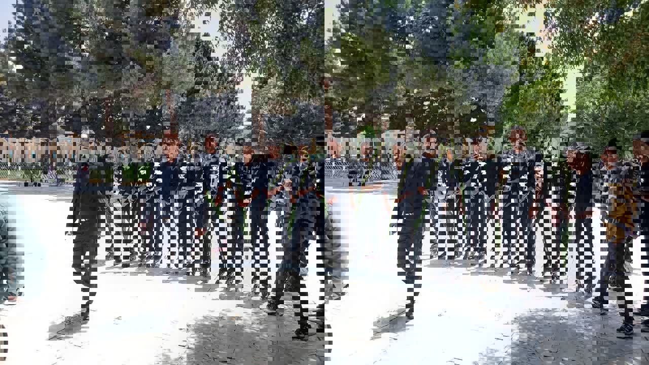2201127