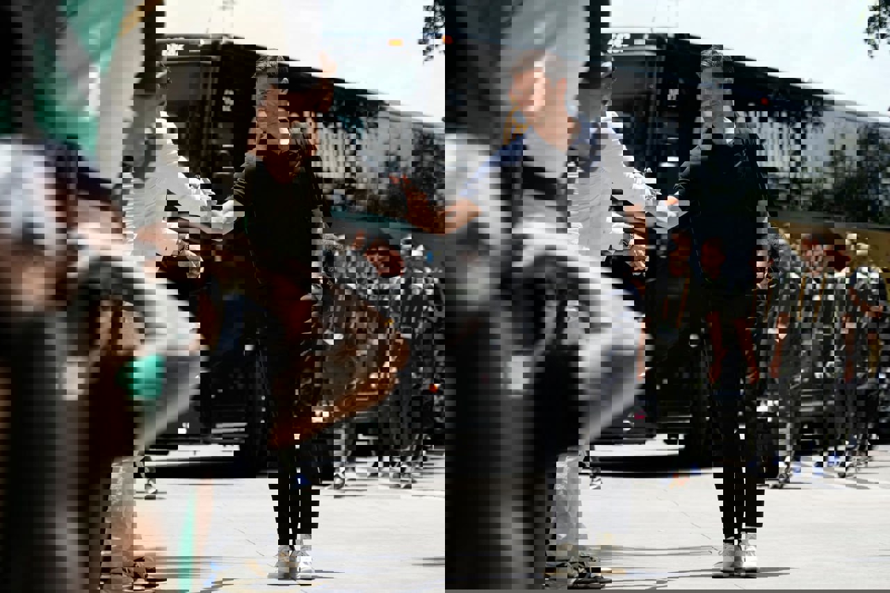2201181