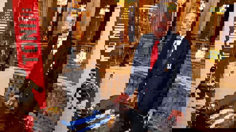 2201276