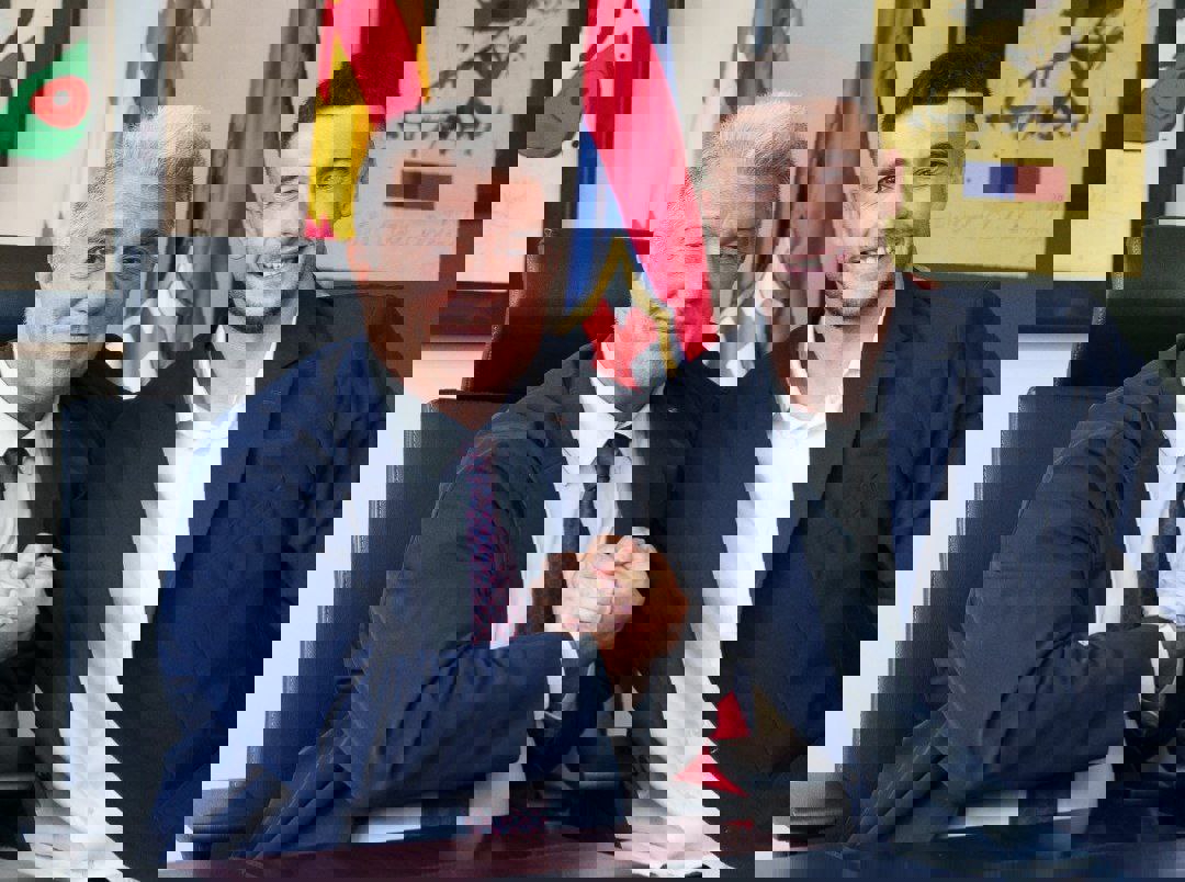 2201208