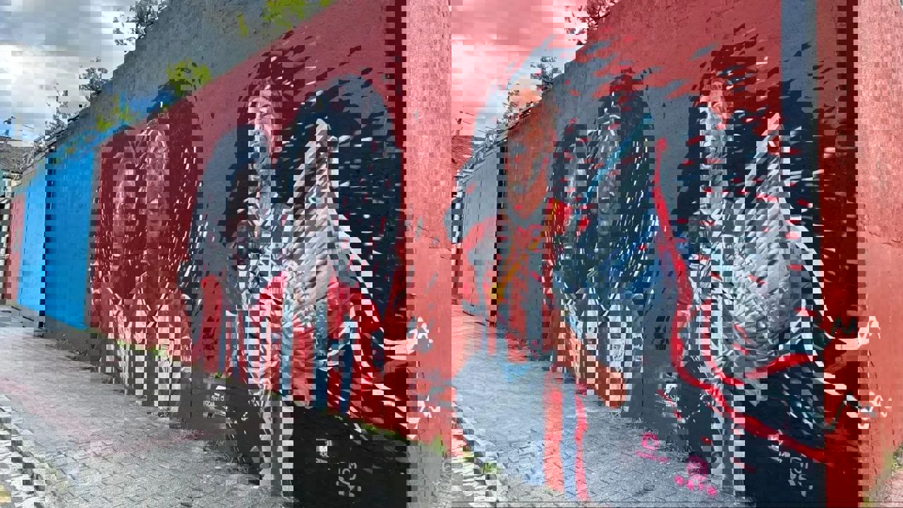 2201572