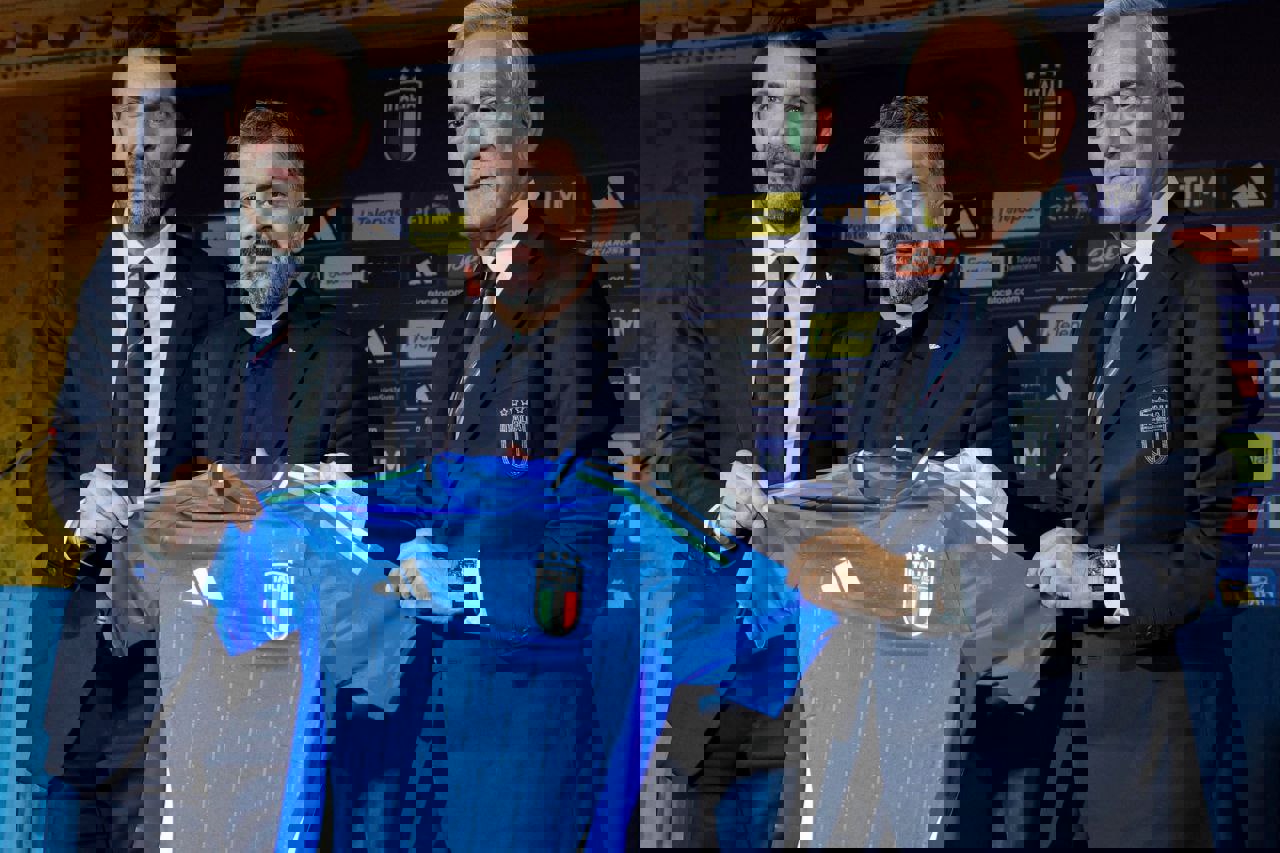 2201624