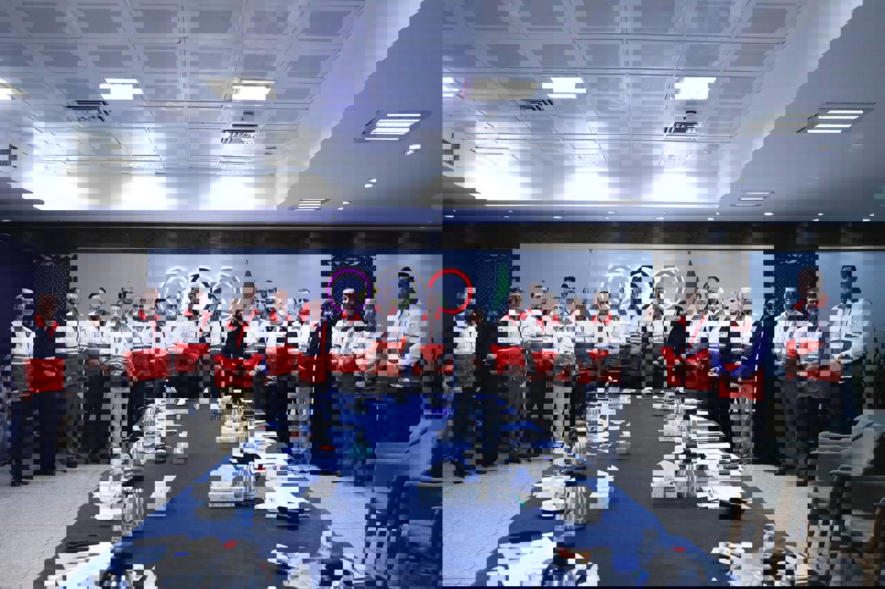 2202112