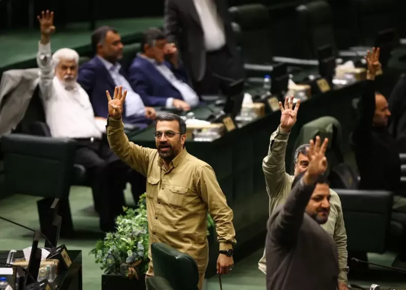 مصوب شد: طرح تعلیق همکاری با آژانس انرژی اتمی