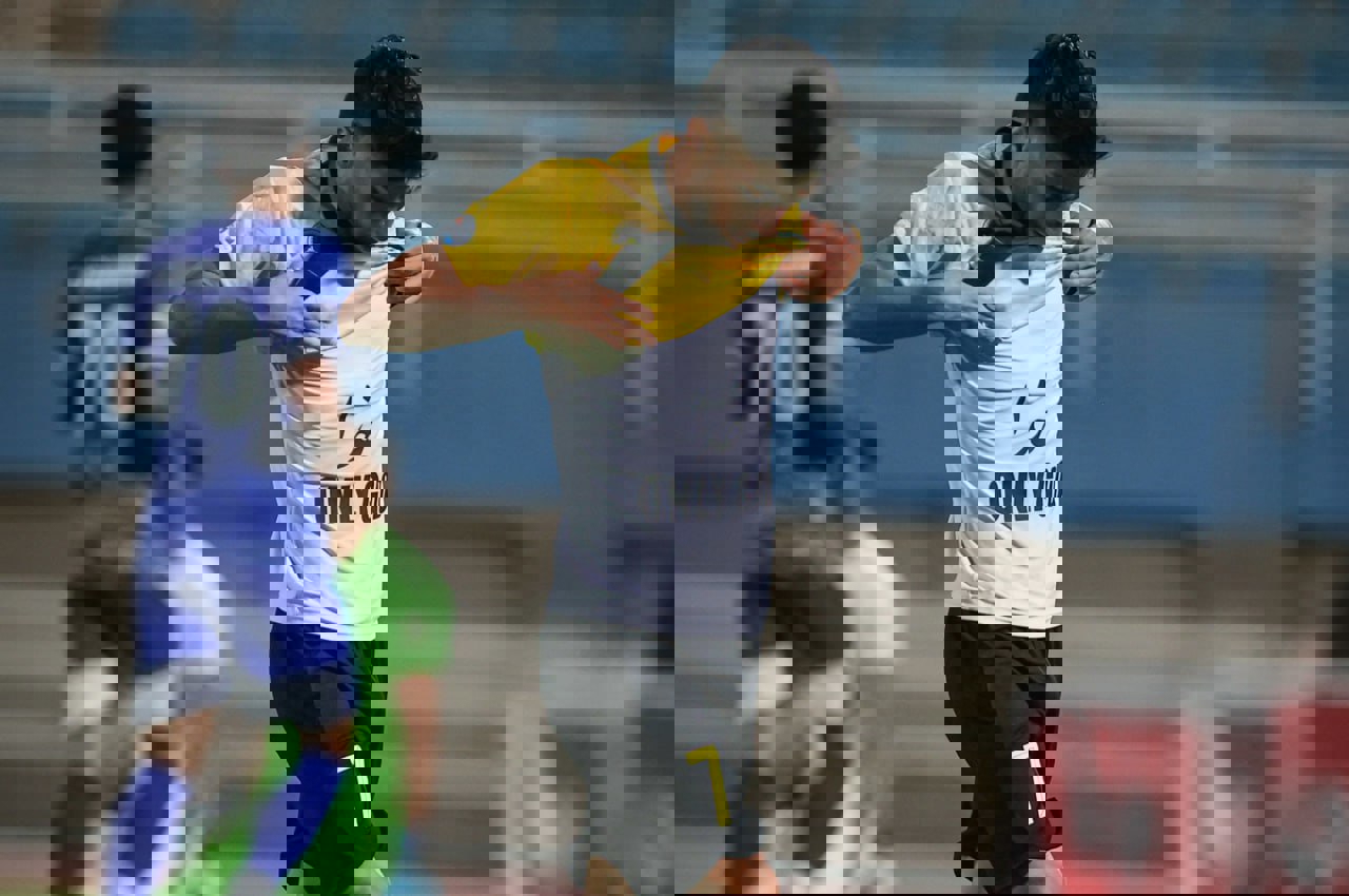 2202218
