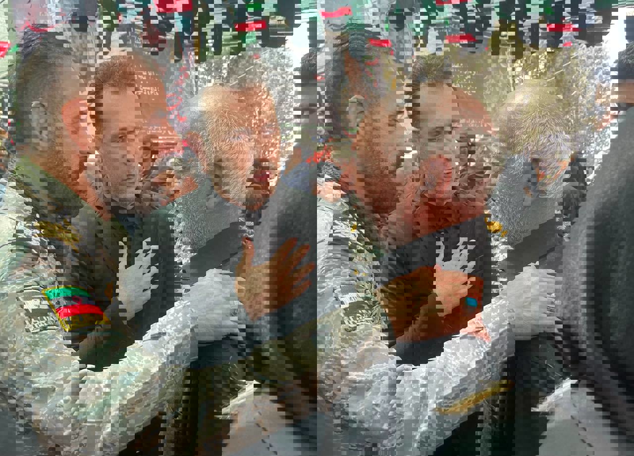 2202272