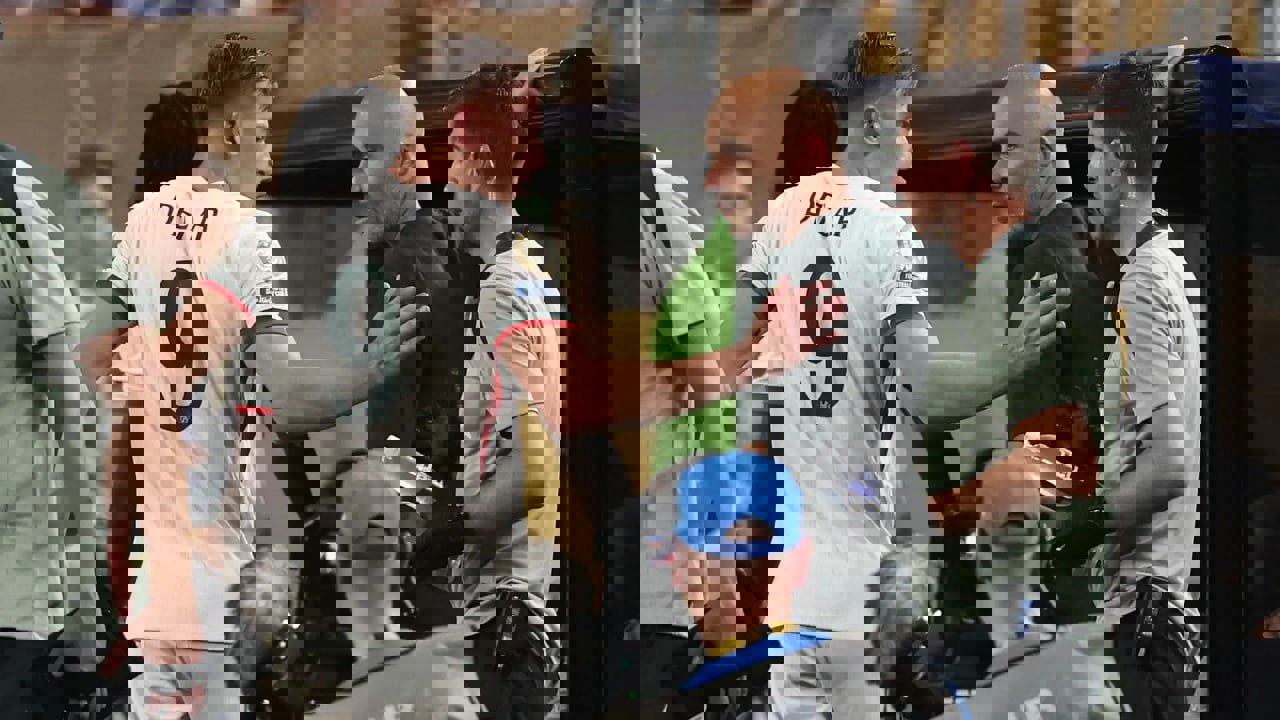 2202235