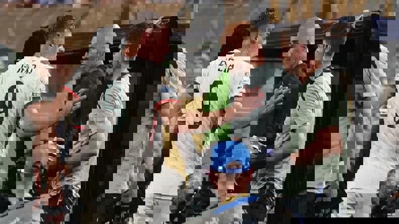 2202235