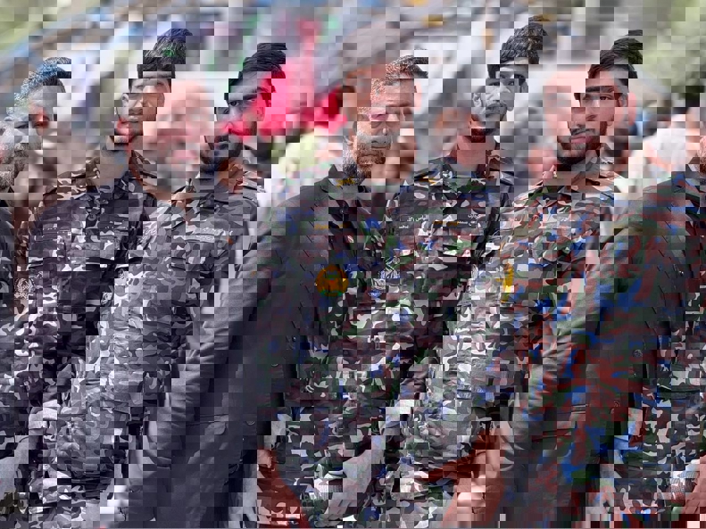 2202271