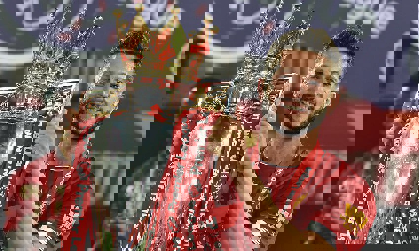 2202400