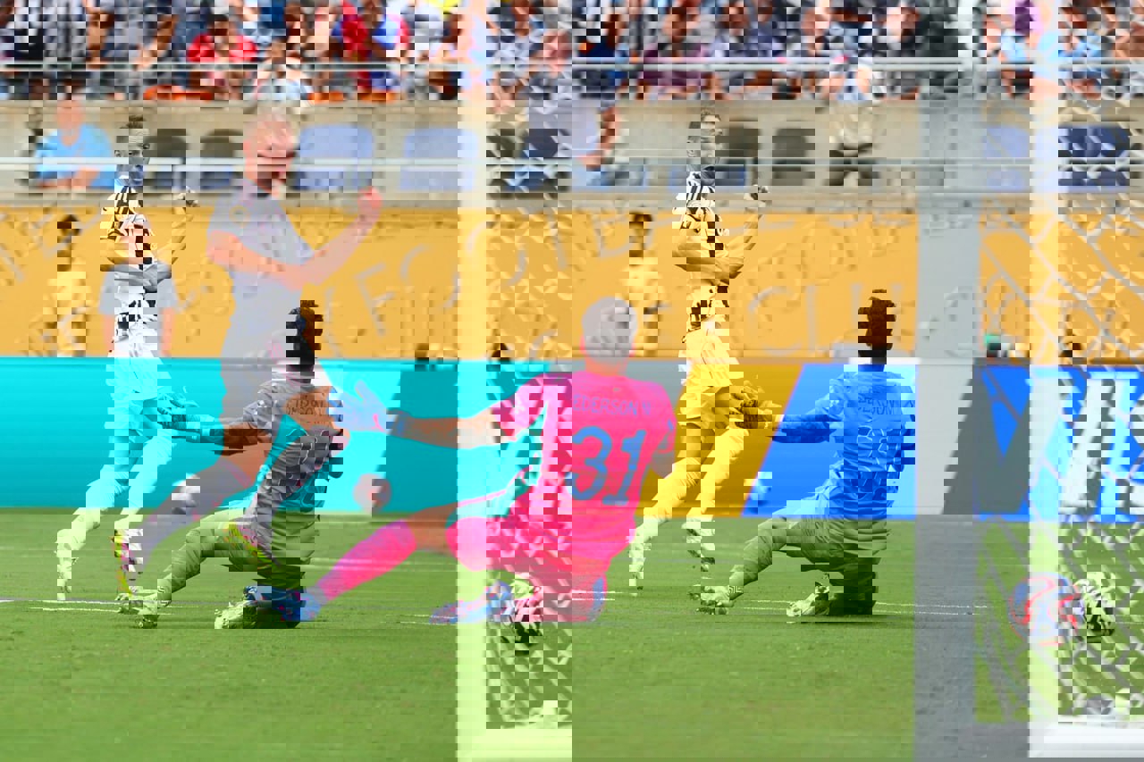 2202701