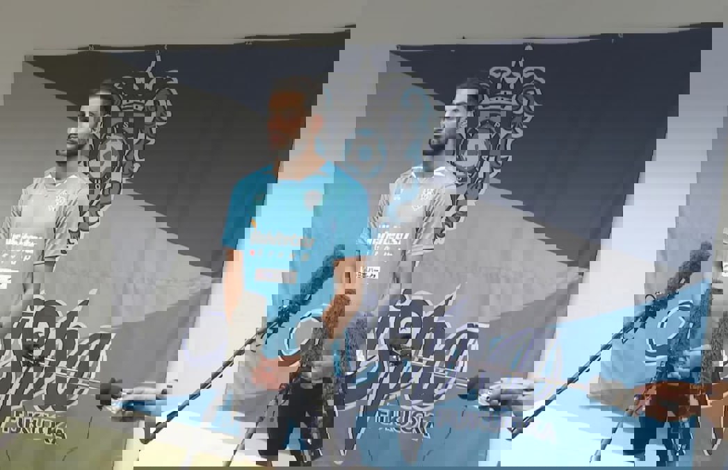 2202537