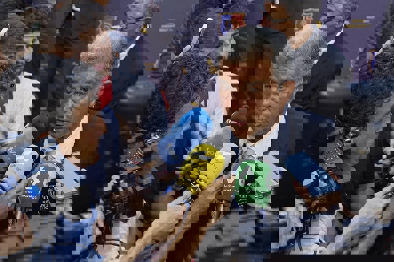 2202568