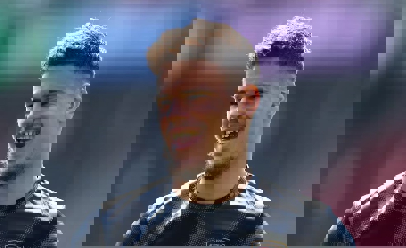 2202608