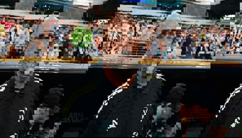 2202594