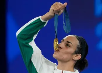 نتیجه نهایی آزمایش بوکسور زن جنجالی: تو مردی!