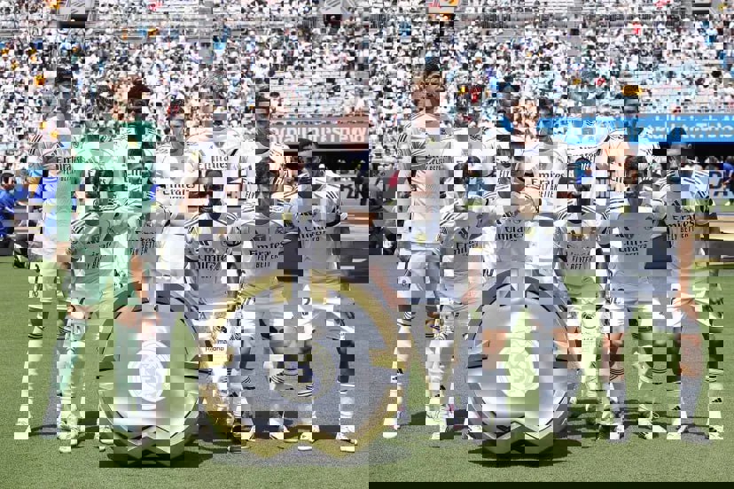 2202773