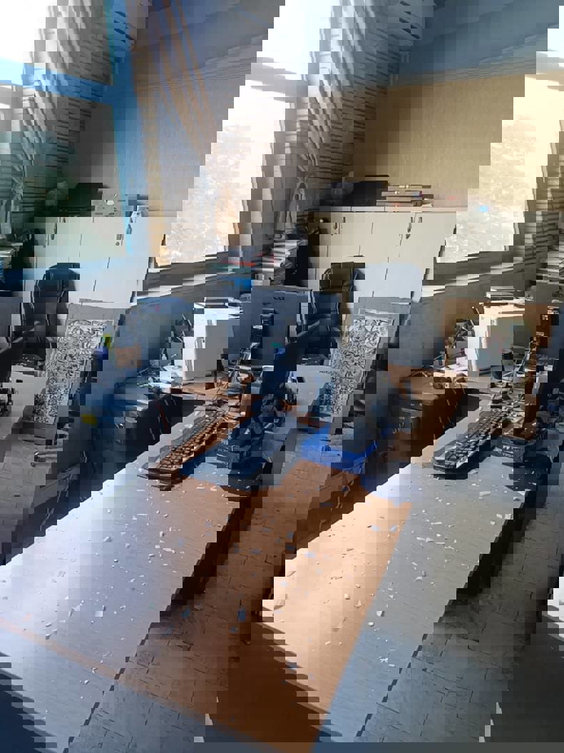 2202843