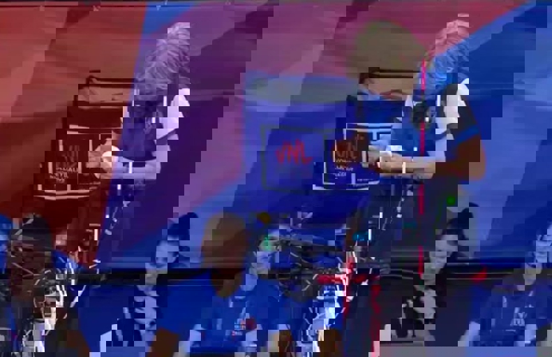 2202919
