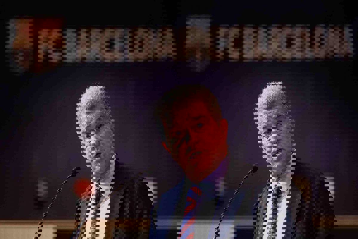 2202888
