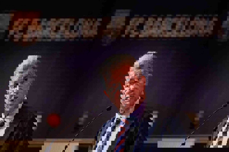 2202888