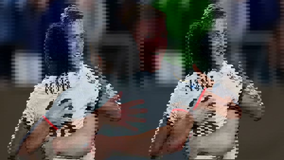 2202871