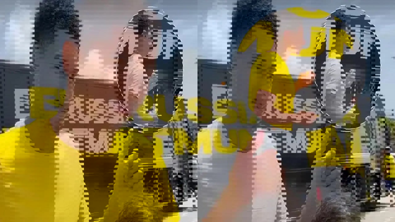 2203206